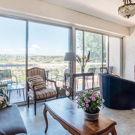 Gorgeous In Holiday home *